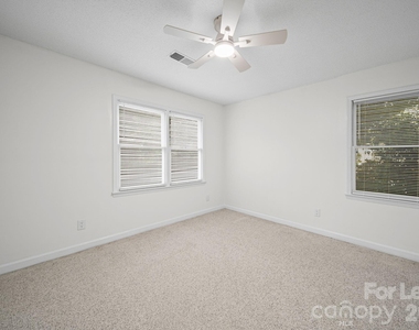 1110 Chandler Drive - Photo Thumbnail 12
