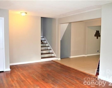 2334 Senior Drive - Photo Thumbnail 25