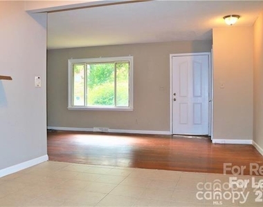 2334 Senior Drive - Photo Thumbnail 22