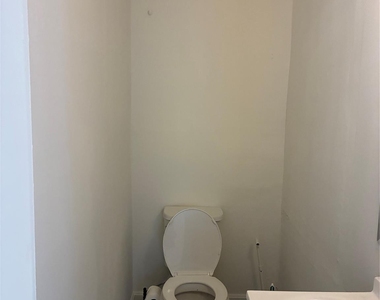 2334 Senior Drive - Photo Thumbnail 13