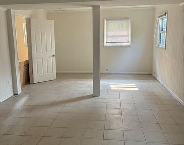 2334 Senior Drive - Photo Thumbnail 7