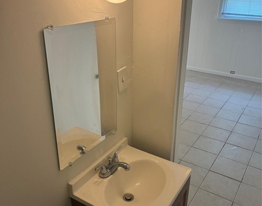 2334 Senior Drive - Photo Thumbnail 12