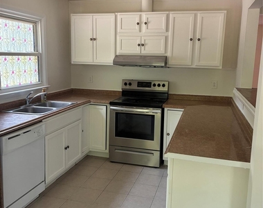 2334 Senior Drive - Photo Thumbnail 5