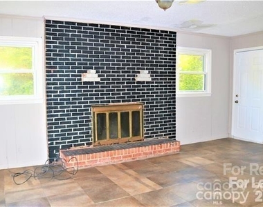 2334 Senior Drive - Photo Thumbnail 29