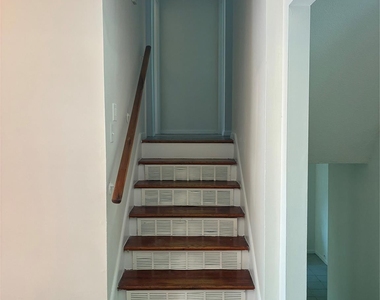 2334 Senior Drive - Photo Thumbnail 14