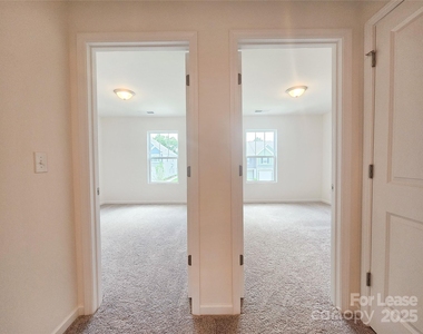 2744 Yeager Drive Nw - Photo Thumbnail 17