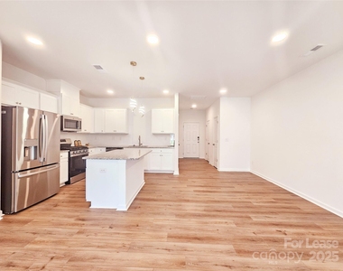 2744 Yeager Drive Nw - Photo Thumbnail 9