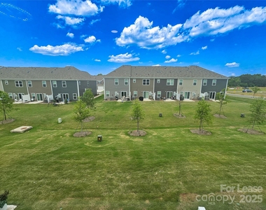 2744 Yeager Drive Nw - Photo Thumbnail 15