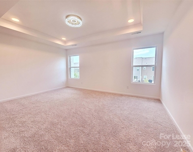 2744 Yeager Drive Nw - Photo Thumbnail 14
