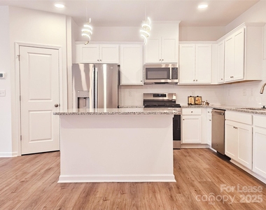 2744 Yeager Drive Nw - Photo Thumbnail 10