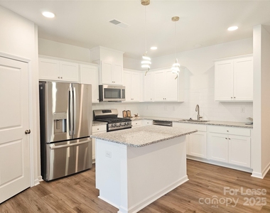 2744 Yeager Drive Nw - Photo Thumbnail 11