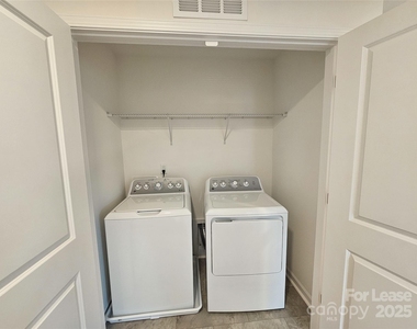 2744 Yeager Drive Nw - Photo Thumbnail 18