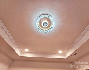 2744 Yeager Drive Nw - Photo Thumbnail 13