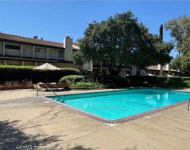 1138 Las Riendas Way - Photo Thumbnail 20