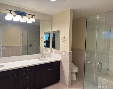 1138 Las Riendas Way - Photo Thumbnail 11