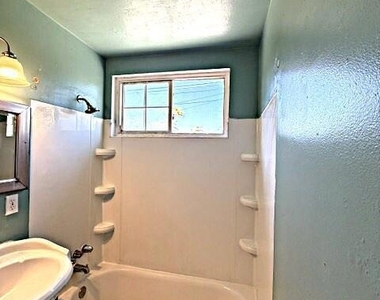 541 Glacier Avenue - Photo Thumbnail 5