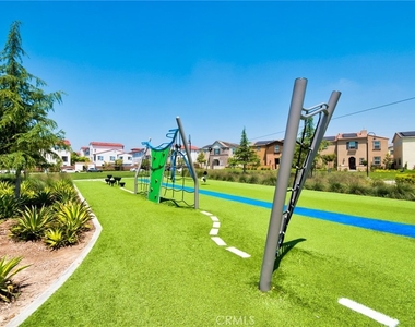 8788 Newview Place - Photo Thumbnail 18