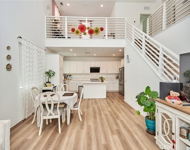 8788 Newview Place - Photo Thumbnail 5