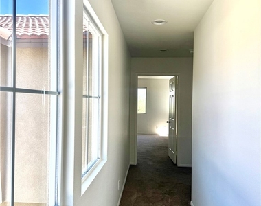 309 Lydia Lane - Photo Thumbnail 21