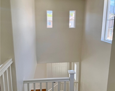 309 Lydia Lane - Photo Thumbnail 11