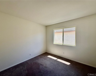 309 Lydia Lane - Photo Thumbnail 17