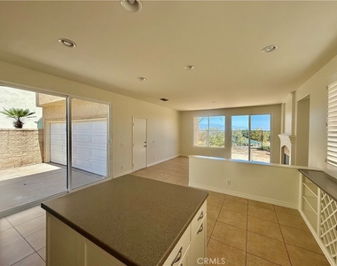 309 Lydia Lane - Photo Thumbnail 6