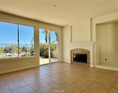 309 Lydia Lane - Photo Thumbnail 9