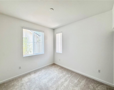 31404 Lolite Drive - Photo Thumbnail 6