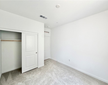 31404 Lolite Drive - Photo Thumbnail 7