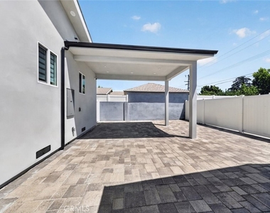 8018 Shadyglade Avenue - Photo Thumbnail 50