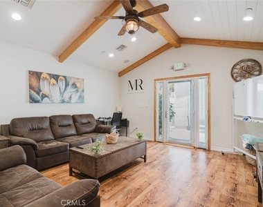 1527 N Valley Street - Photo Thumbnail 16
