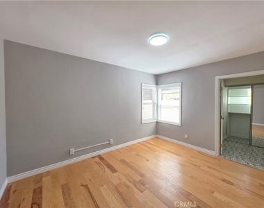 7019 Jamieson - Photo Thumbnail 10