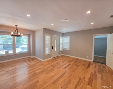 7019 Jamieson - Photo Thumbnail 3