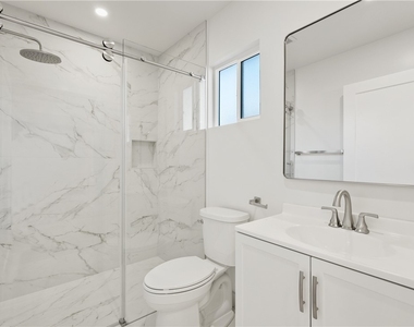 14926 Kittridge St - Photo Thumbnail 12