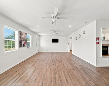 6613 Stoney Dr - Photo Thumbnail 3