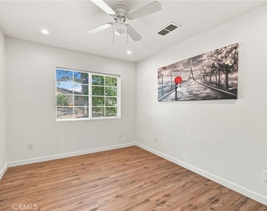 6613 Stoney Dr - Photo Thumbnail 9