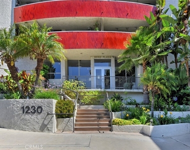 1230 Horn Avenue - Photo Thumbnail 1