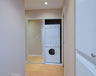 1230 Horn Avenue - Photo Thumbnail 26