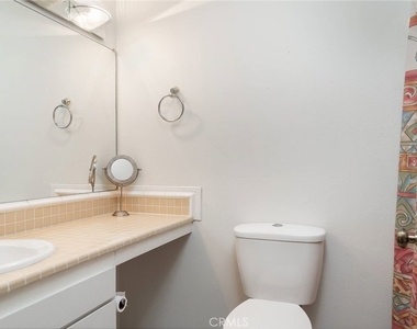 6134 Arroyo - Photo Thumbnail 17