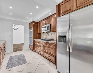 1070 Cannon Road - Photo Thumbnail 20