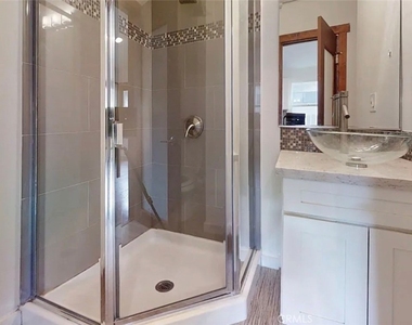 3629 Marmion - Photo Thumbnail 10