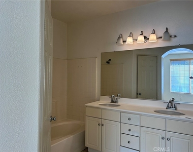 3506 Orangewood - Photo Thumbnail 10