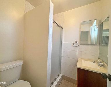 5612 Glickman Avenue - Photo Thumbnail 17