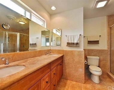 1736 Vistillas Road - Photo Thumbnail 18