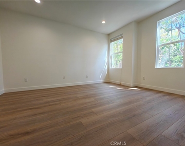 614 Timberwood - Photo Thumbnail 8