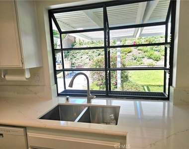 25825 Southbrook - Photo Thumbnail 4