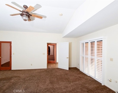 64337 Doral Drive - Photo Thumbnail 20