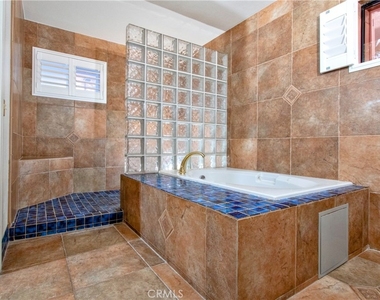 64337 Doral Drive - Photo Thumbnail 22