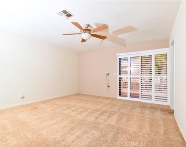 64337 Doral Drive - Photo Thumbnail 11