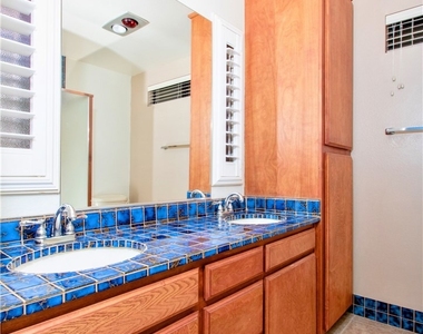 64337 Doral Drive - Photo Thumbnail 13